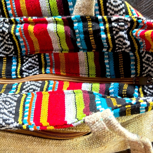 Himalayan Hemp THC Free Zippered Large Tote Bag Made in Nepal - Picture 6 of 7